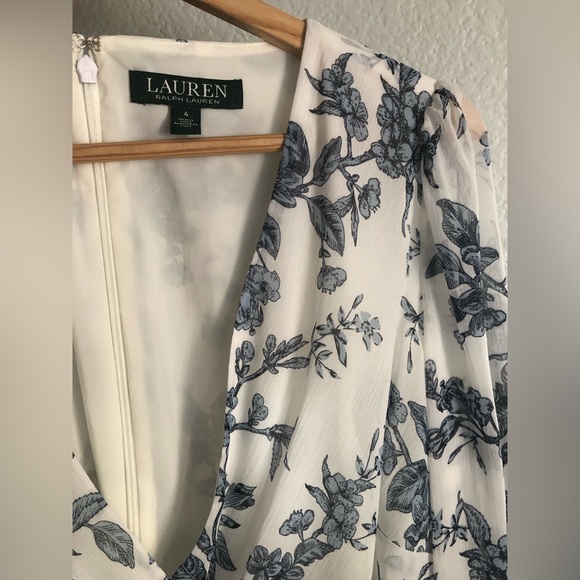 NWT Lauren Ralph Lauren Chiffon Blue and White Floral Maxi Dress Size 4 - Picture 4 of 8